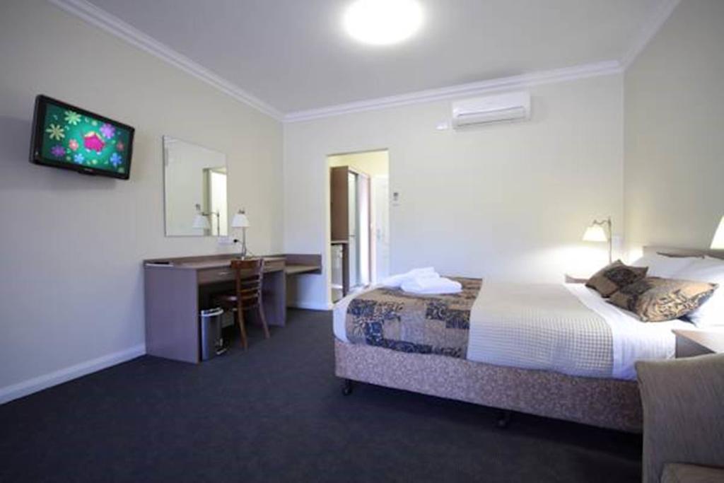 Gundagai Gabriel Motor Inn Room photo