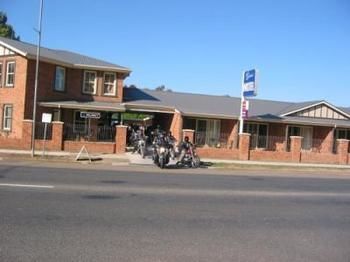 Gundagai Gabriel Motor Inn Exterior photo